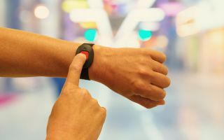 TWIG Remote Button on wrist pressing button 320x200 1